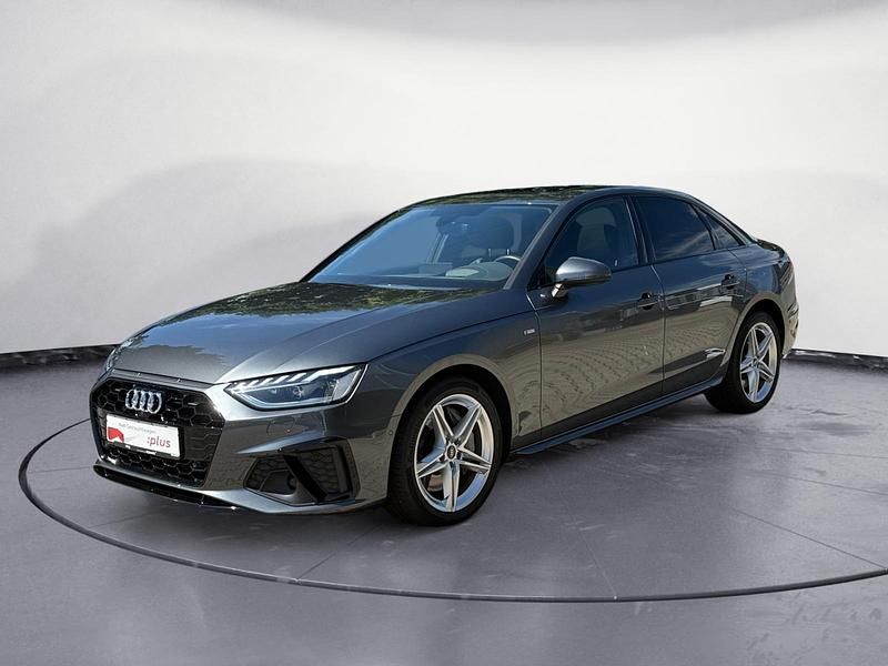Grau Gebraucht 2022 Audi A4 S-Line Limousine | 38.820 € (Etwas zu teuer) - Bild 1/4