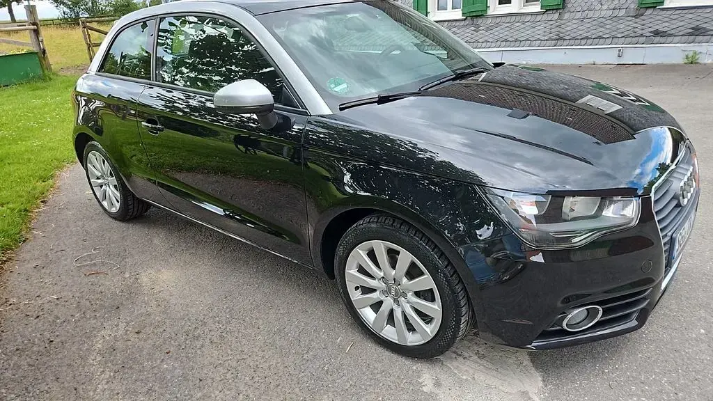 Gebraucht Audi A1 Ambition 90 PS (66 kW) 2012 Schwarz Kleinwagen