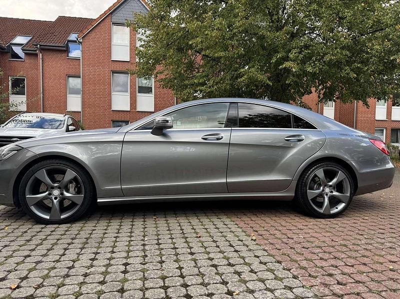 Gebraucht Mercedes CLS350 265 PS (194 kW) 2014 Silber Coupé