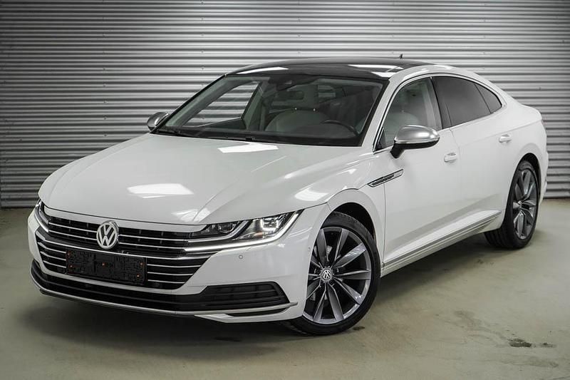 Gebraucht VW Arteon Elegance 190 PS (139 kW) 2019 Oryx white metallic () Kleinwagen
