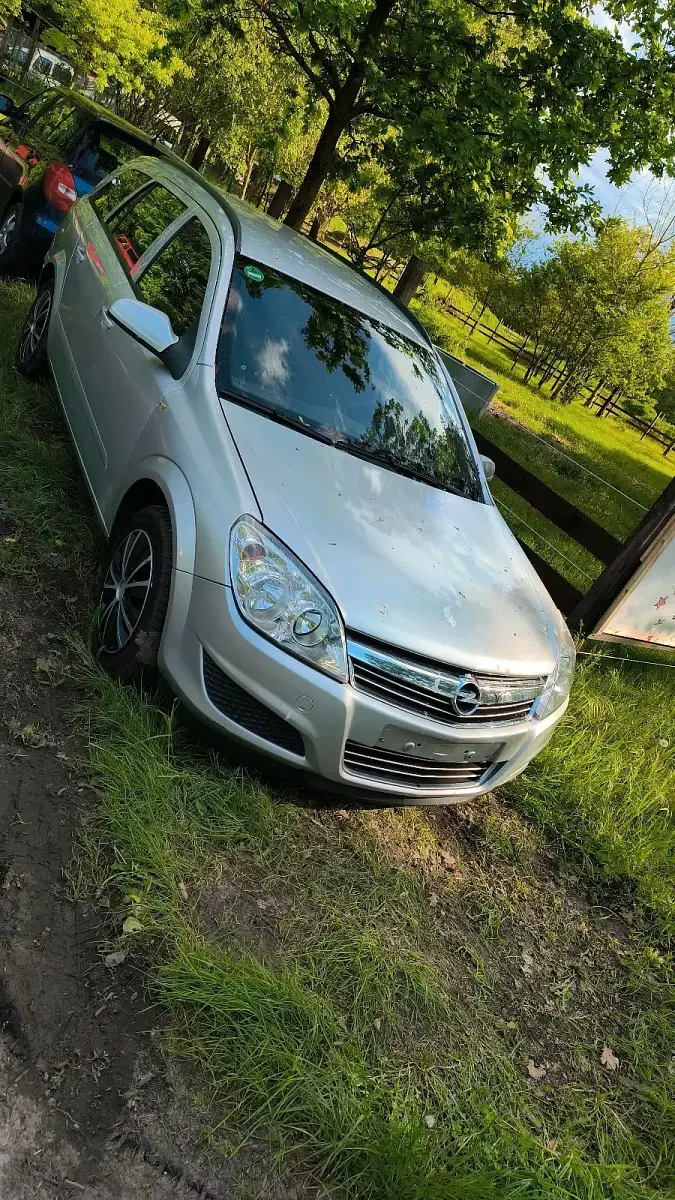 Gebraucht Opel Astra 120 PS (88 kW) 2008 Kombi