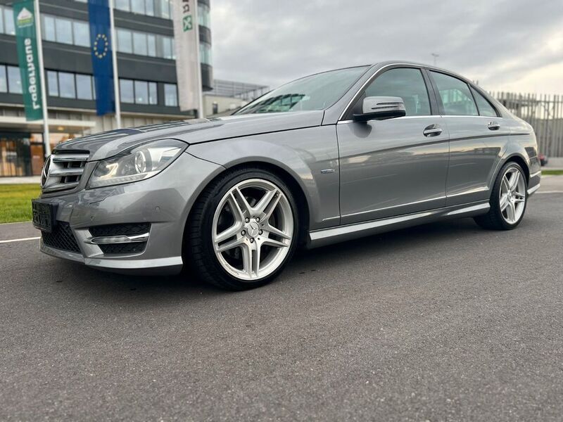 Gebraucht Mercedes C300 231 PS (169 kW) 2012 Silber Limousine