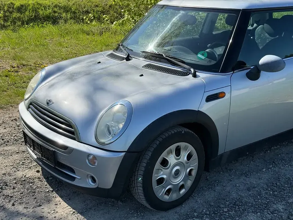 Usata Mini ONE 90 CV (66 kW) 2005 Argento Utilitaria
