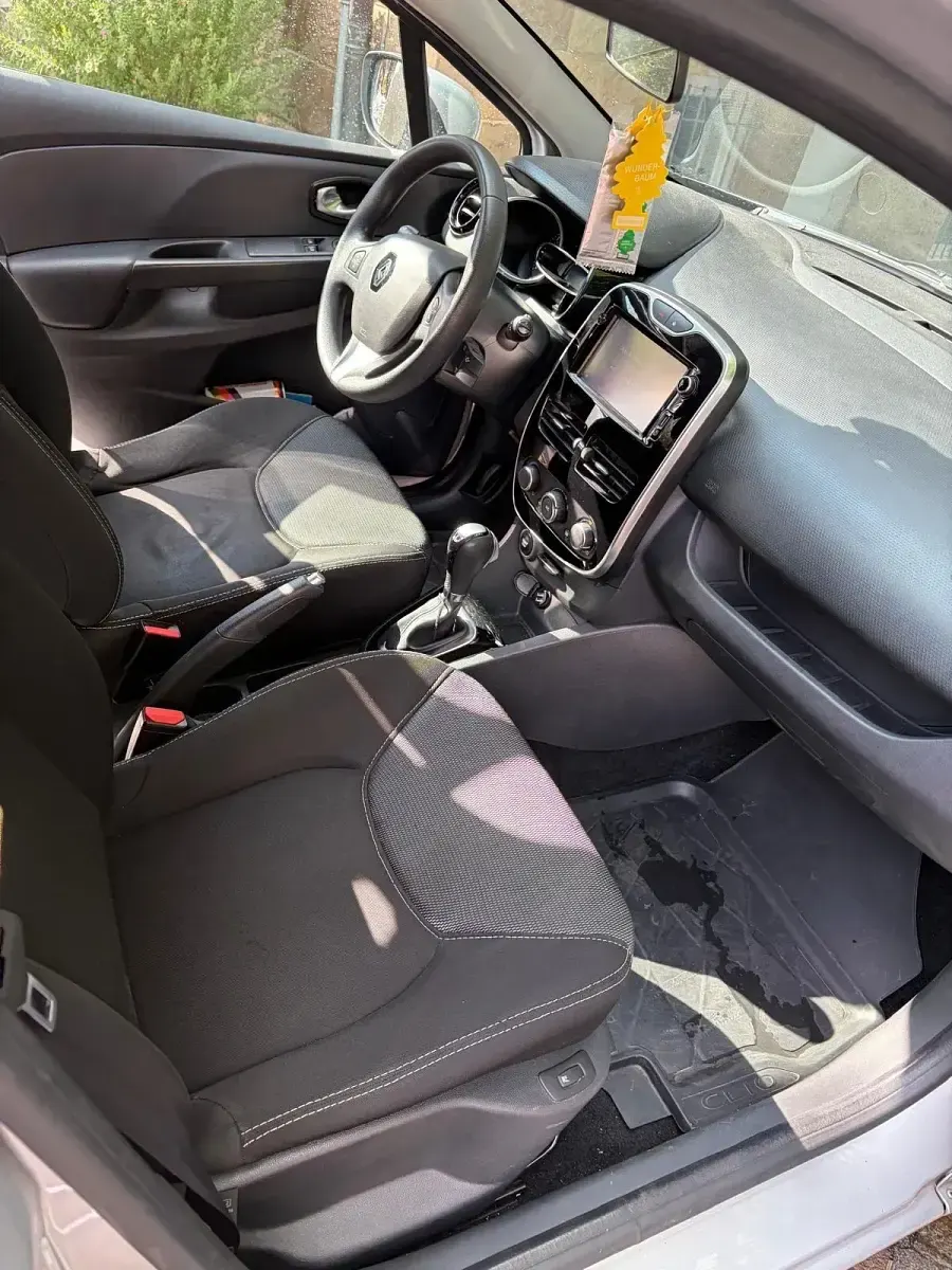 Gebraucht Renault Clio 90 PS (66 kW) 2016 Grau Kleinwagen