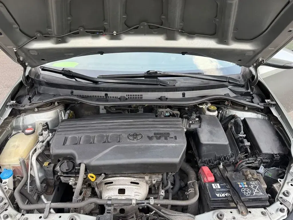 Gebraucht Toyota Auris 99 PS (72 kW) 2016 Grau Limousine