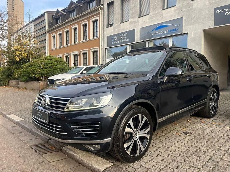 Gebraucht VW Touareg R-line 262 PS (192 kW) 2015 Blau SUV