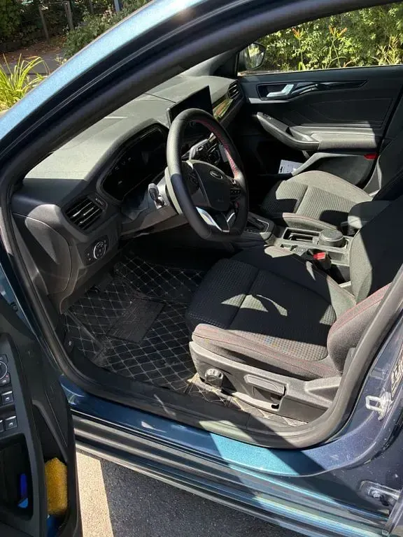 Gebraucht Ford Focus ST-Line 155 PS (114 kW) 2024 Blau Limousine