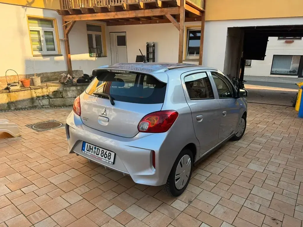 Gebraucht Mitsubishi Space Star Select+ 71 PS (52 kW) 2021 Silber Kleinwagen