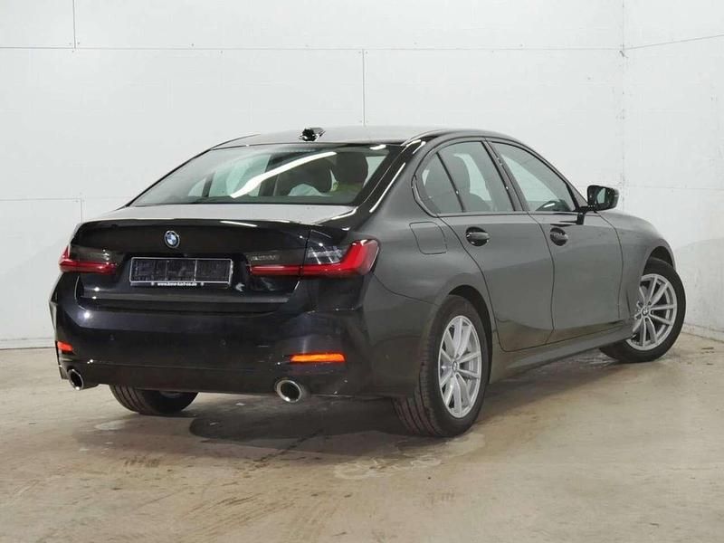 Gebraucht BMW 320 Performance 190 PS (139 kW) 2023 Schwarz Limousine