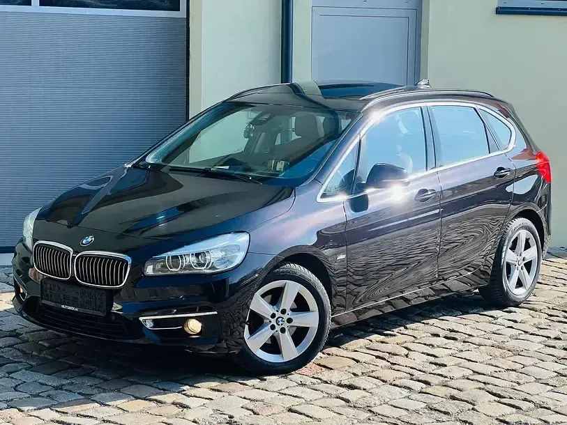 Gebraucht BMW 218 Luxury Line 150 PS (110 kW) 2016 Sparkling brown Limousine