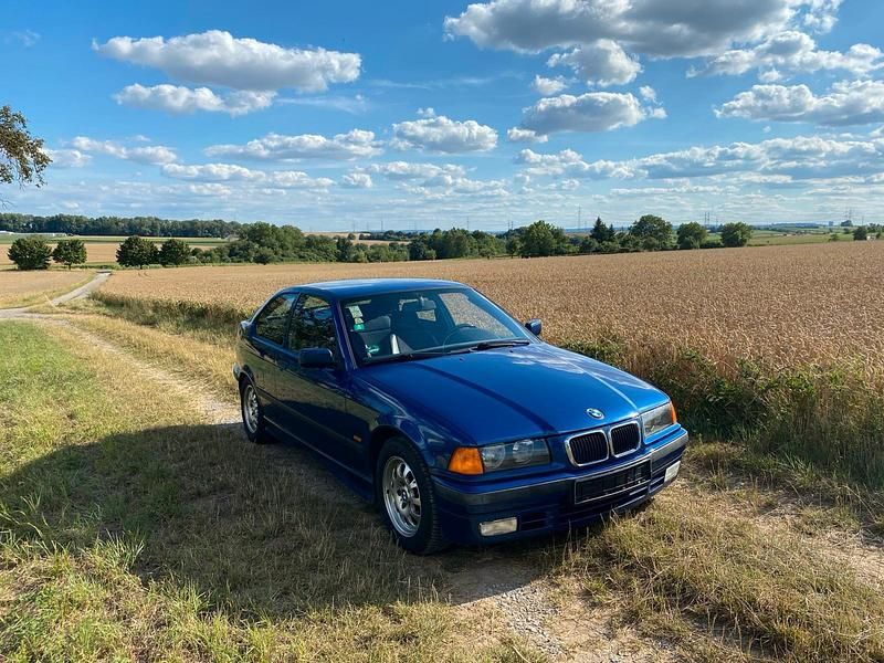 Blau Gebraucht 1997 BMW 323 Compact M Sport Kleinwagen | 6.900 € (Etwas zu teuer) - Bild 1/4