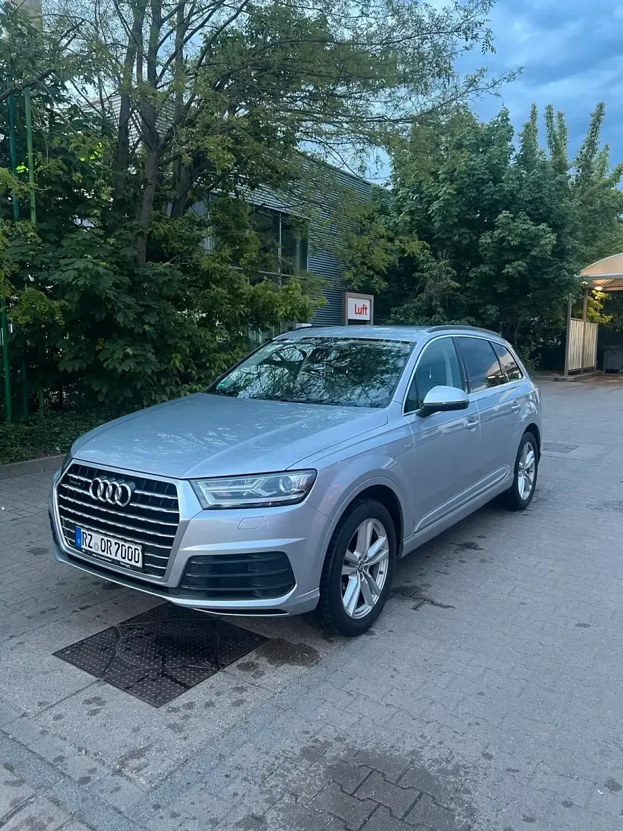 Usado Audi Q7 218 HP (160 kW) 2017 Cinzento SUV