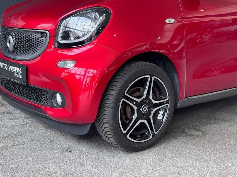 Gebraucht Smart ForFour Passion 90 PS (66 kW) 2016 Rot Kleinwagen