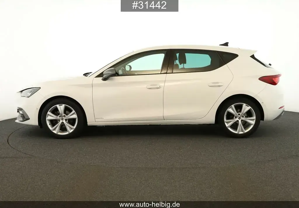 Gebraucht Seat Leon FR 150 PS (110 kW) 2023 Weiß Limousine