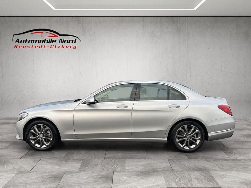 Gebraucht Mercedes C180 156 PS (114 kW) 2015 Silber Limousine