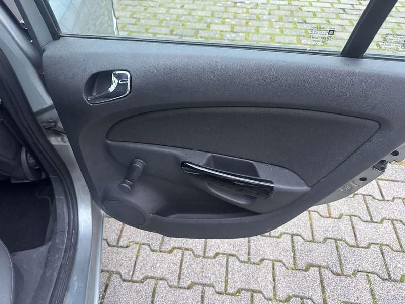 Gebraucht Opel Corsa Energy 87 PS (63 kW) 2014 Silber Kleinwagen