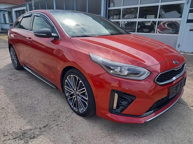 Gebraucht Kia ProCeed GT-Line 136 PS (100 kW) 2019 Rot Kleinwagen