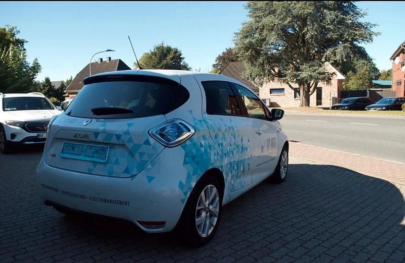 Gebraucht Renault Zoe LIMITED 52 kW (71 PS) 2019 Weiß Kleinwagen