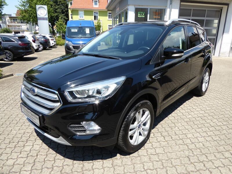 Schwarz Gebraucht 2017 Ford Kuga Cool & Connect SUV | 10.990 € (Guter Preis) - Bild 1/4