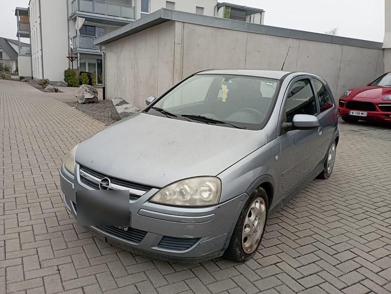 Silber Gebraucht 2005 Opel Corsa Kleinwagen | 600 € (Guter Preis) - Bild 1/4