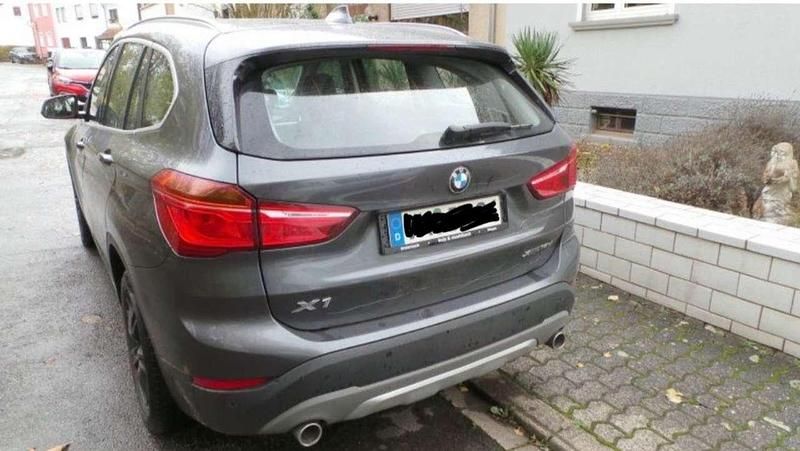 Gebraucht BMW X1 xLine 150 PS (110 kW) 2018 Grau SUV