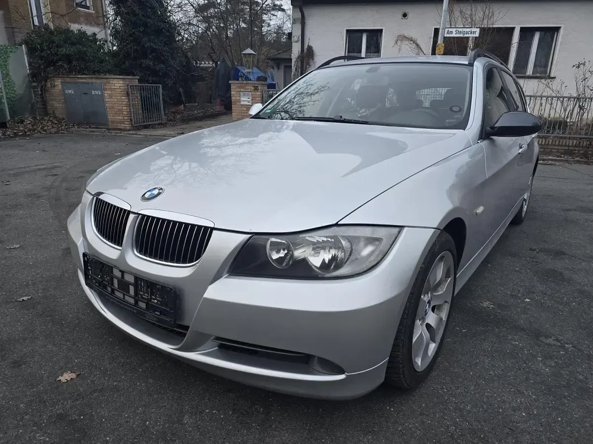 Używany BMW 330 231 KM (169 kW) 2005 Srebrny Kombi