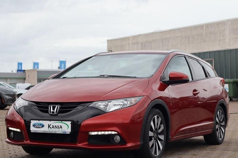 Rot Gebraucht 2014 Honda Civic Lifestyle Kombi | 8.236 € (Fairer Preis) - Bild 1/4