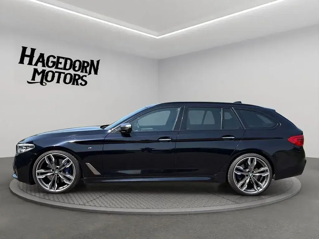 Gebraucht BMW M550 Performance 400 PS (294 kW) 2018 Schwarz Limousine