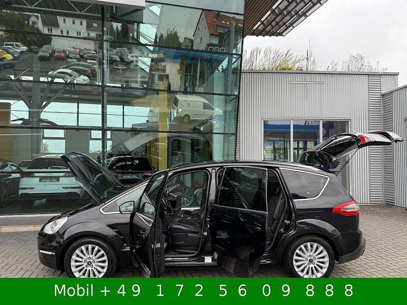 Schwarz Gebraucht 2013 Ford S-MAX Sport Van / Kleinbus | 8.999 € (Fairer Preis) - Bild 1/4