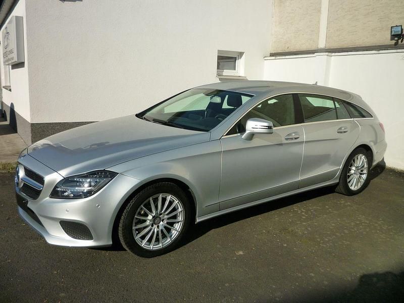 Gebraucht Mercedes CLS220 170 PS (125 kW) 2016 Silber Limousine