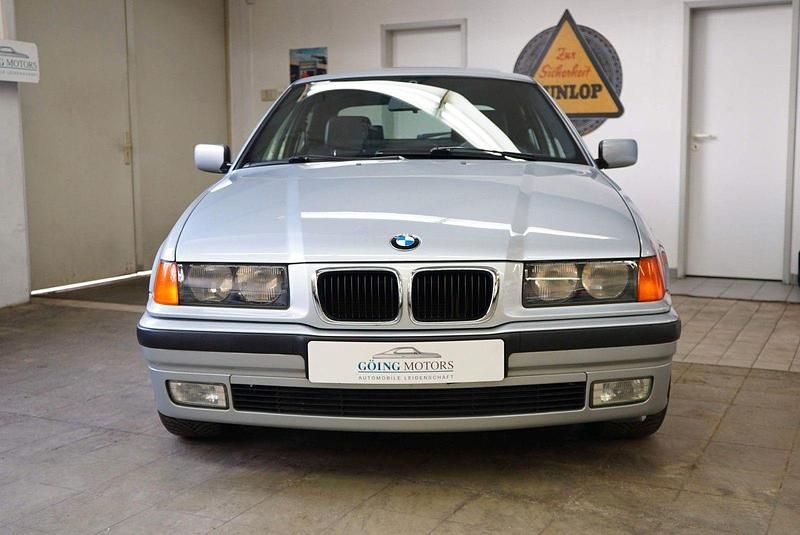 Gebraucht BMW 323 170 PS (125 kW) 1998 Silber Coupé