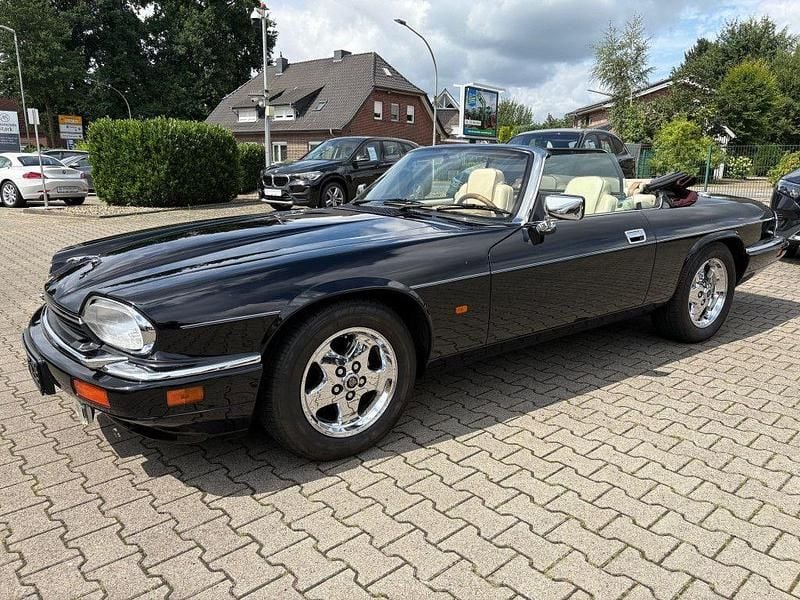 Schwarz Gebraucht 1995 Jaguar XJS Cabrio | 31.650 € - Bild 1/4