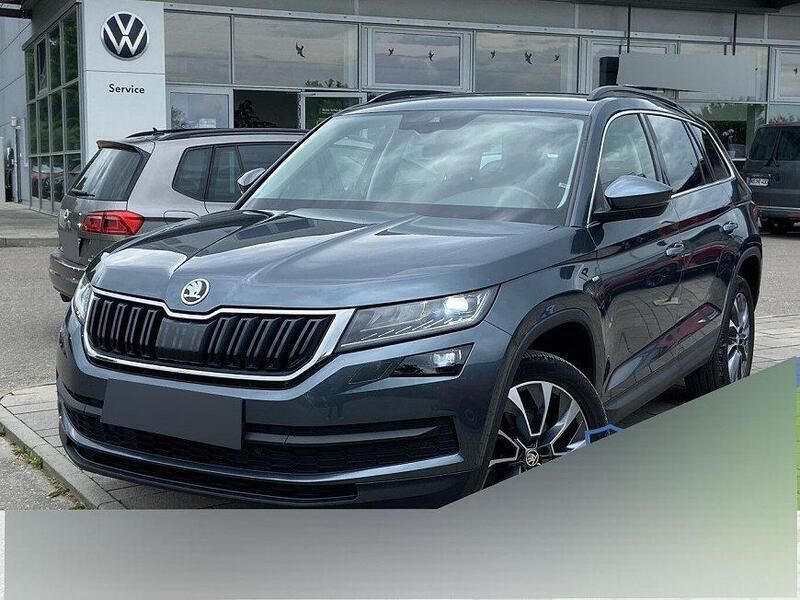 Quarzgrau metallic Gebraucht 2020 Skoda Kodiaq Drive SUV | 30.890 € (Fairer Preis) - Bild 1/4