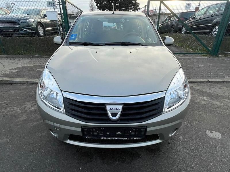 Gebraucht Dacia Sandero Lauréate 87 PS (63 kW) 2008 Gold Limousine