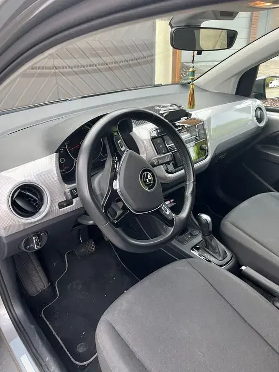 Brugt VW e-up! Style 61 kW (83 HK) 2022 Sølv Hatchback