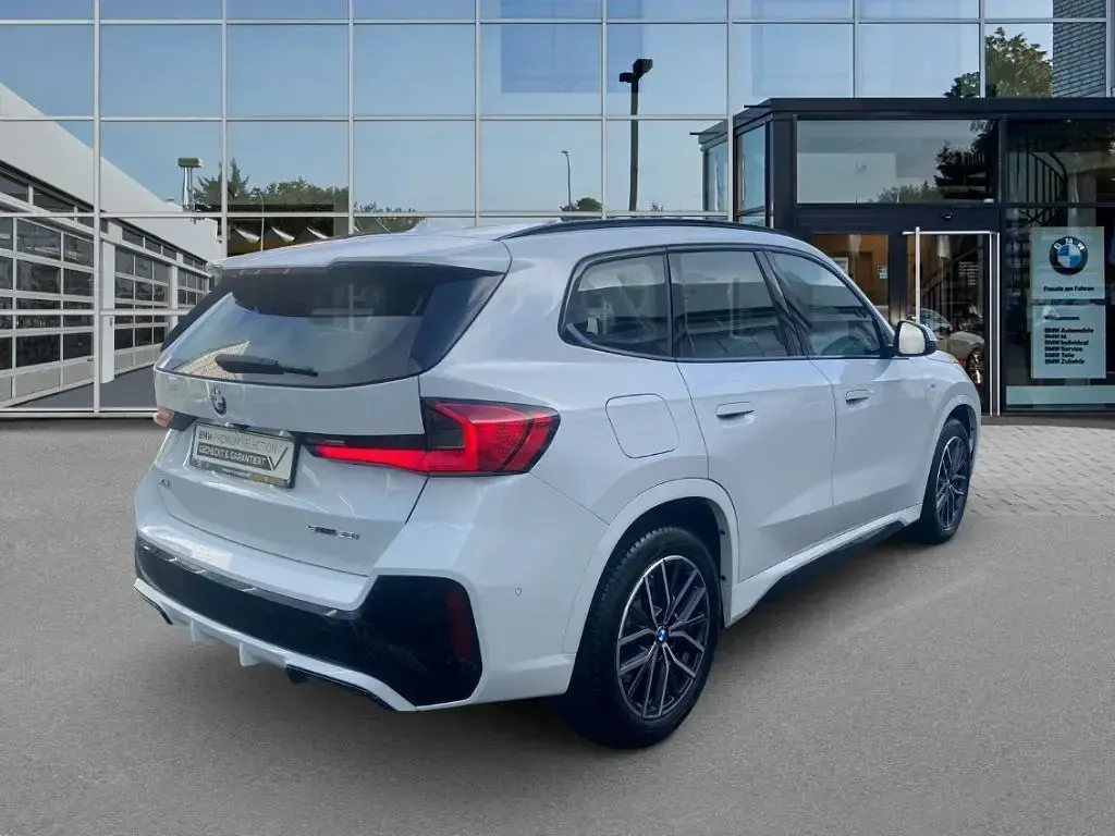 Gebraucht BMW X1 M Sport 156 PS (114 kW) 2024 Weiss SUV