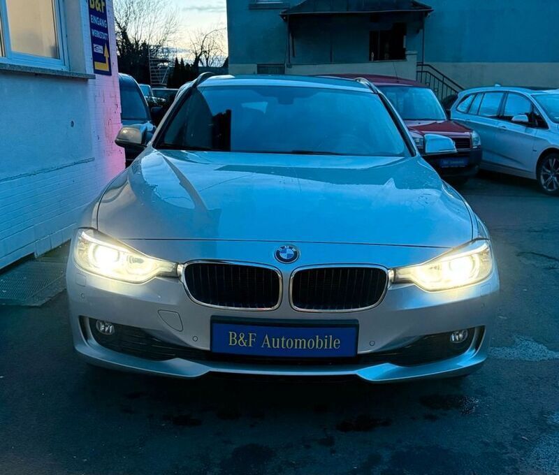 Silber Gebraucht 2013 BMW 320 Kombi | 9.999 € (Guter Preis) - Bild 1/4