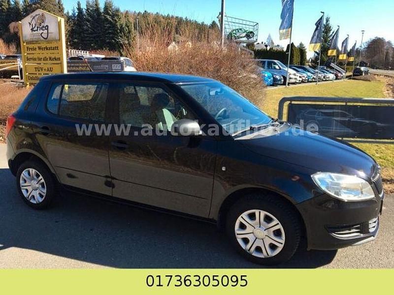 Gebraucht Skoda Fabia Cool Edition 60 PS (44 kW) 2014 Schwarz Limousine
