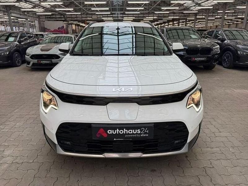 Gebraucht Kia e-Niro Vision 150 kW (204 PS) 2023 Weiß SUV