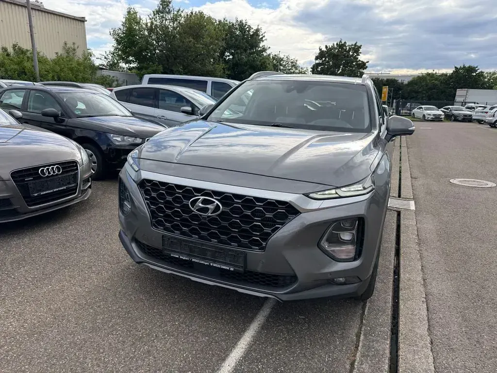 Gebraucht Hyundai Santa Fe Premium 200 PS (147 kW) 2020 Grau SUV