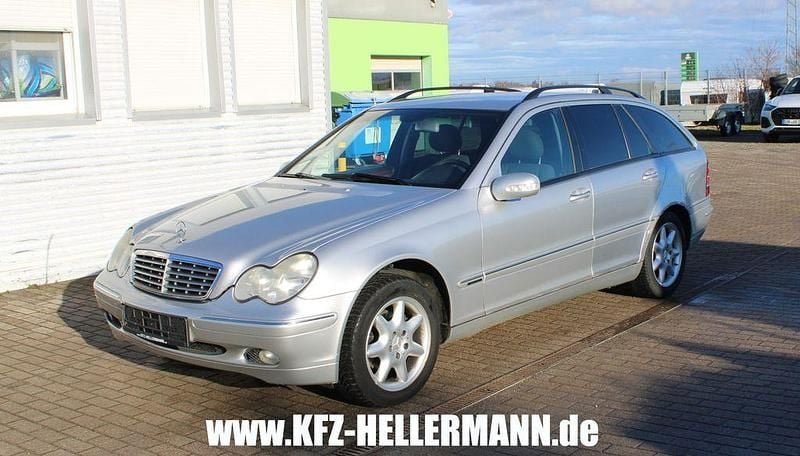 Gebraucht Mercedes C220 Elegance 150 PS (110 kW) 2003 Silber Limousine