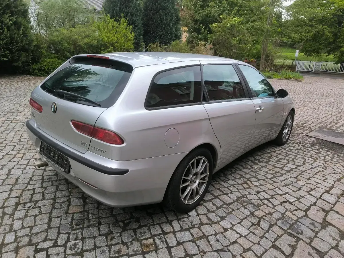 Gebraucht Alfa Romeo 156 150 PS (110 kW) 2001 Silber Kombi