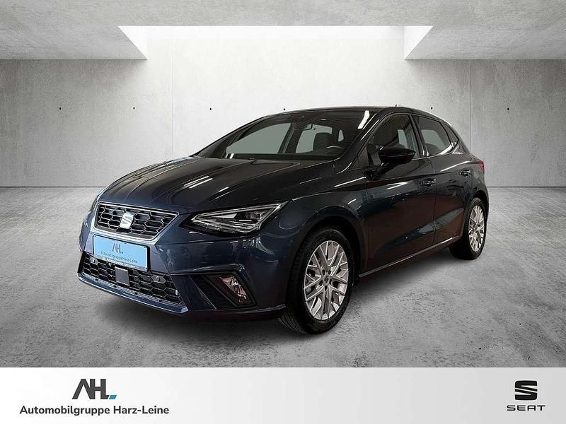 Grau Gebraucht 2024 Seat Ibiza FR Kleinwagen | 21.084 € (Fairer Preis) - Bild 1/4