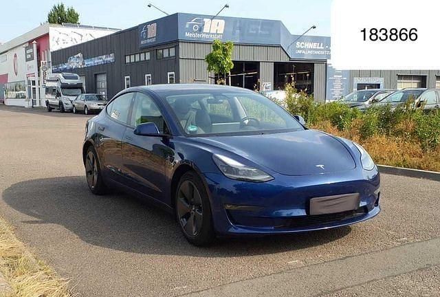Blau Gebraucht 2021 Tesla Model 3 Long Range Limousine | 26.350 € (Guter Preis) - Bild 1/4