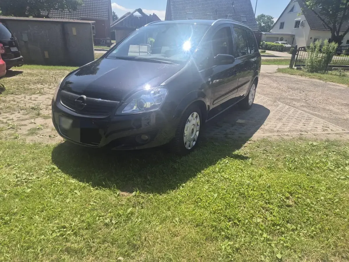 Gebraucht Opel Zafira 125 PS (91 kW) 2009 Schwarz Van / Kleinbus