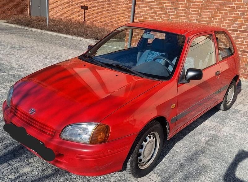 Gebraucht Toyota Starlet 75 PS (55 kW) 1998 Rot Kleinwagen