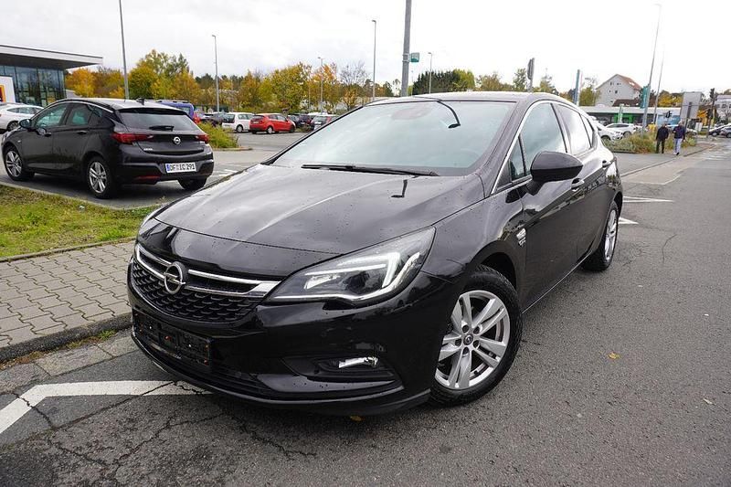 Schwarz Gebraucht 2017 Opel Astra Dynamic Limousine | 11.000 € (Fairer Preis) - Bild 1/4