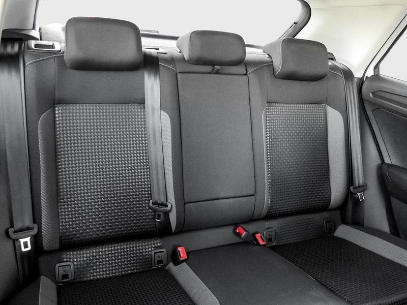 Używany VW T-Roc Active 150 KM (110 kW) 2021 Biały SUV