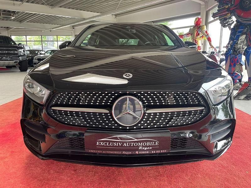 Gebraucht Mercedes A250 AMG 224 PS (164 kW) 2019 Kosmosschwarz Limousine