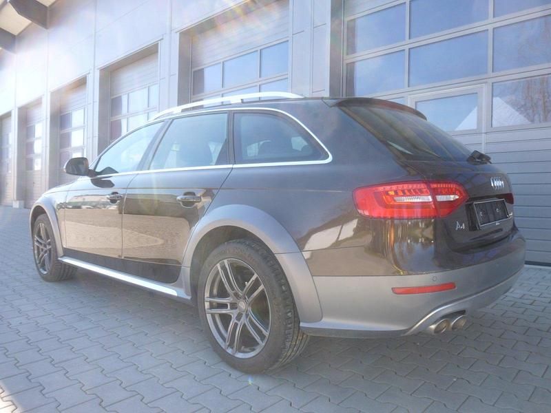Gebraucht Audi A4 Allroad 150 PS (110 kW) 2014 Braun Kombi